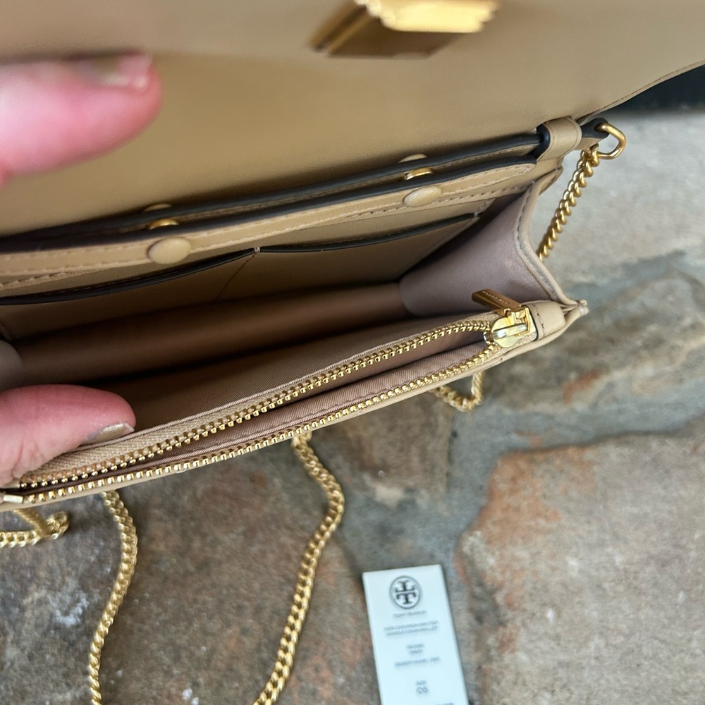 Tory Burch Kira Chevron Mini Top Handle Chain Wallet Desert Dune - Picture 5 of 7